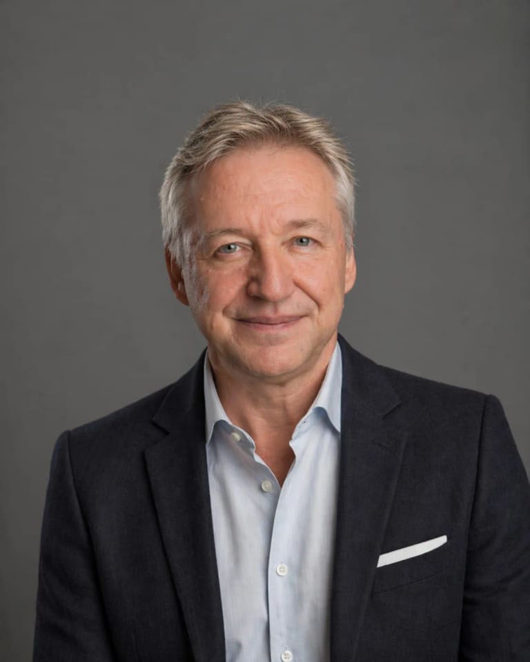 Portrait of Emmanuel E. Jelsch, founder of IP2GO-Pro